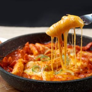 tokbokki phô mai